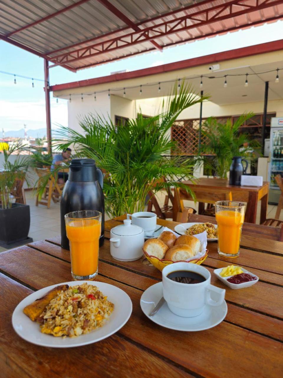 Residencial Brest Amazon Tarapoto Ξενοδοχείο Εξωτερικό φωτογραφία